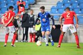 Kaminski contra Pizzi no Lech Poznan-Benfica em 2020 - Foto: IMAGO