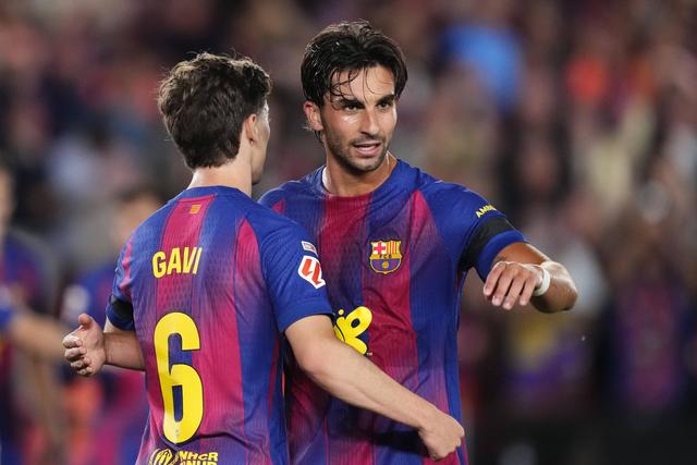 Ferran Torres marcou 21 golos e fez 3 assistências em 49 jogos pelo Barça esta época