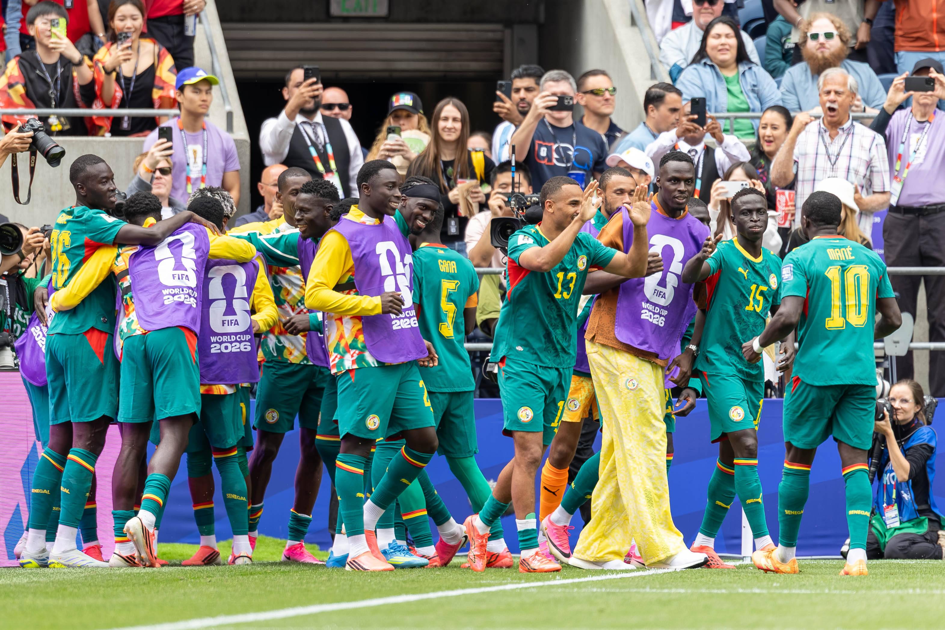 Senegal despediu-se do Mundial nos 16 avos de final numa derrota com a Bélgica por 2-3, na qual esteve a ganhar por 2-0 aos 85'