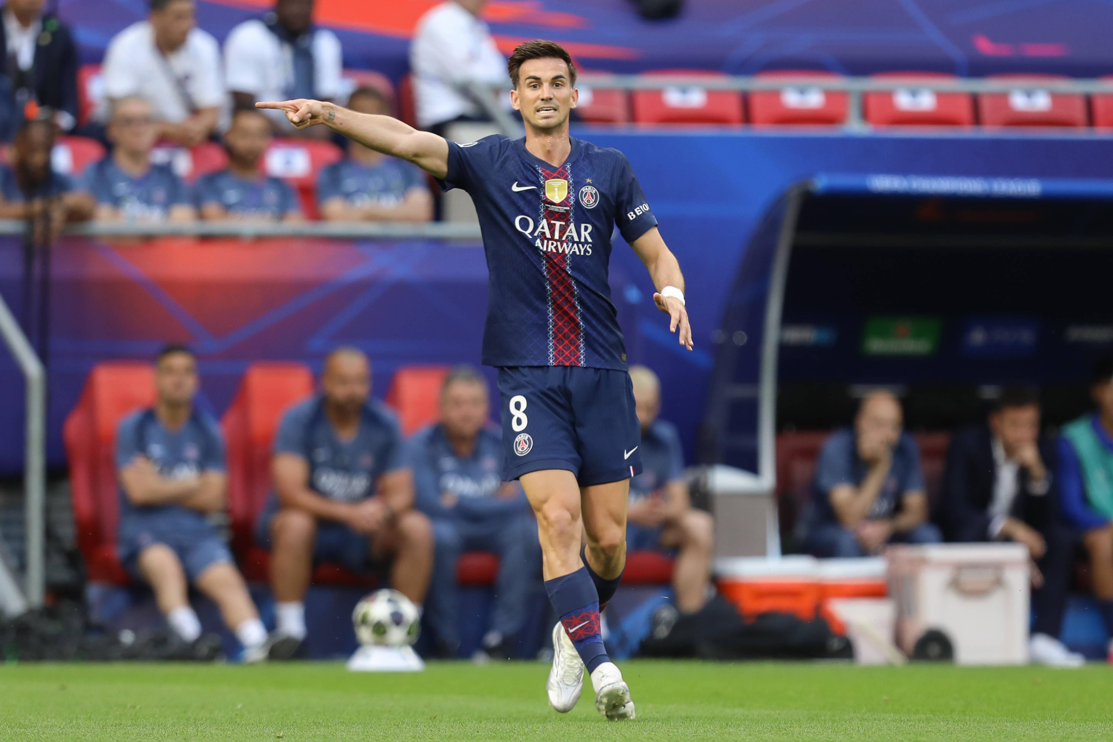 Fabián Ruiz. Médio internacional espanhol tem sido peça fundamental no miolo de Luis Enrique no PSG. Está na capital gaulesa desde 2022/23