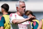 José Mourinho a orientar treino - Foto: Real Madrid/X