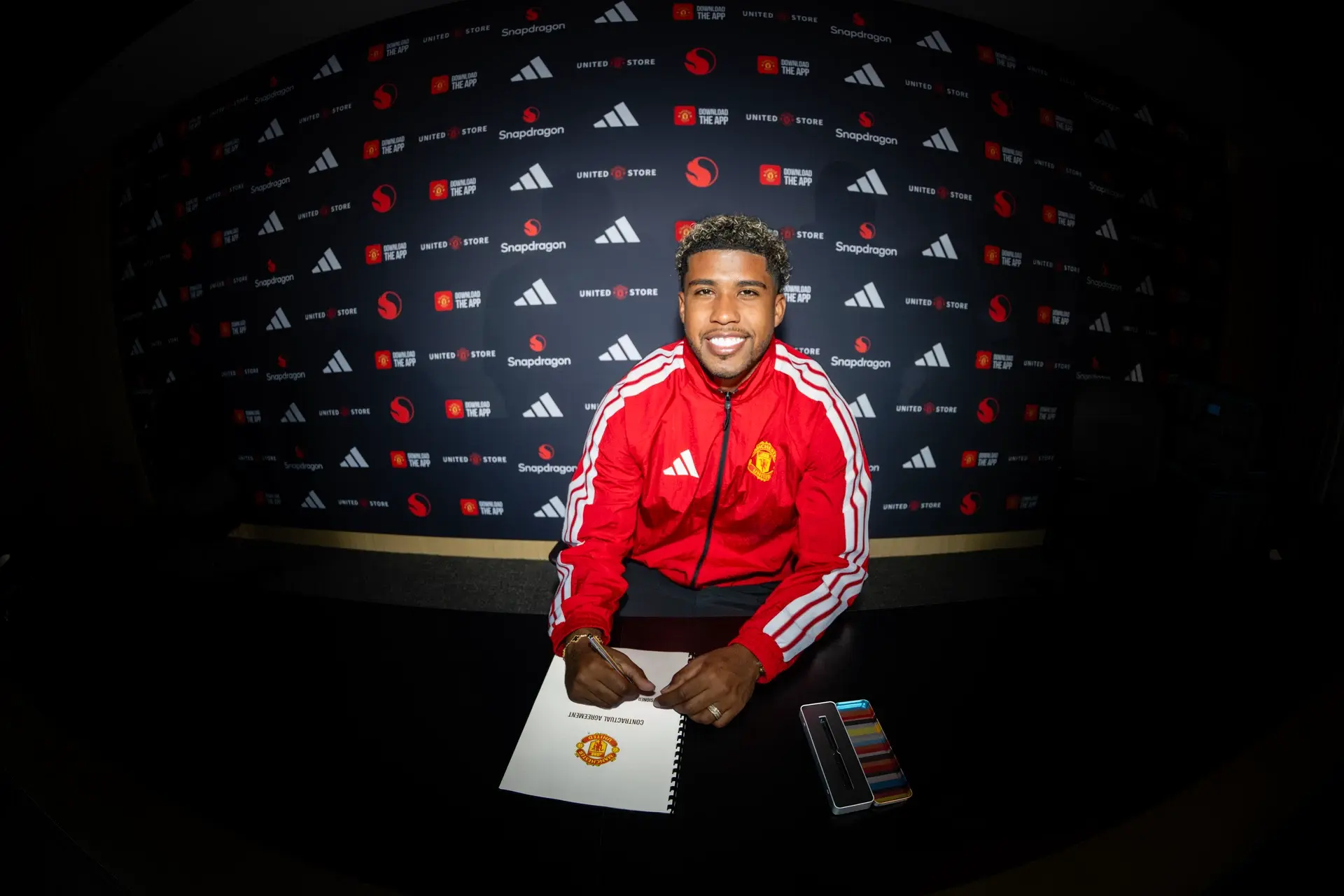 Andrey Santos é reforço do Man. United - Foto: Manchester United