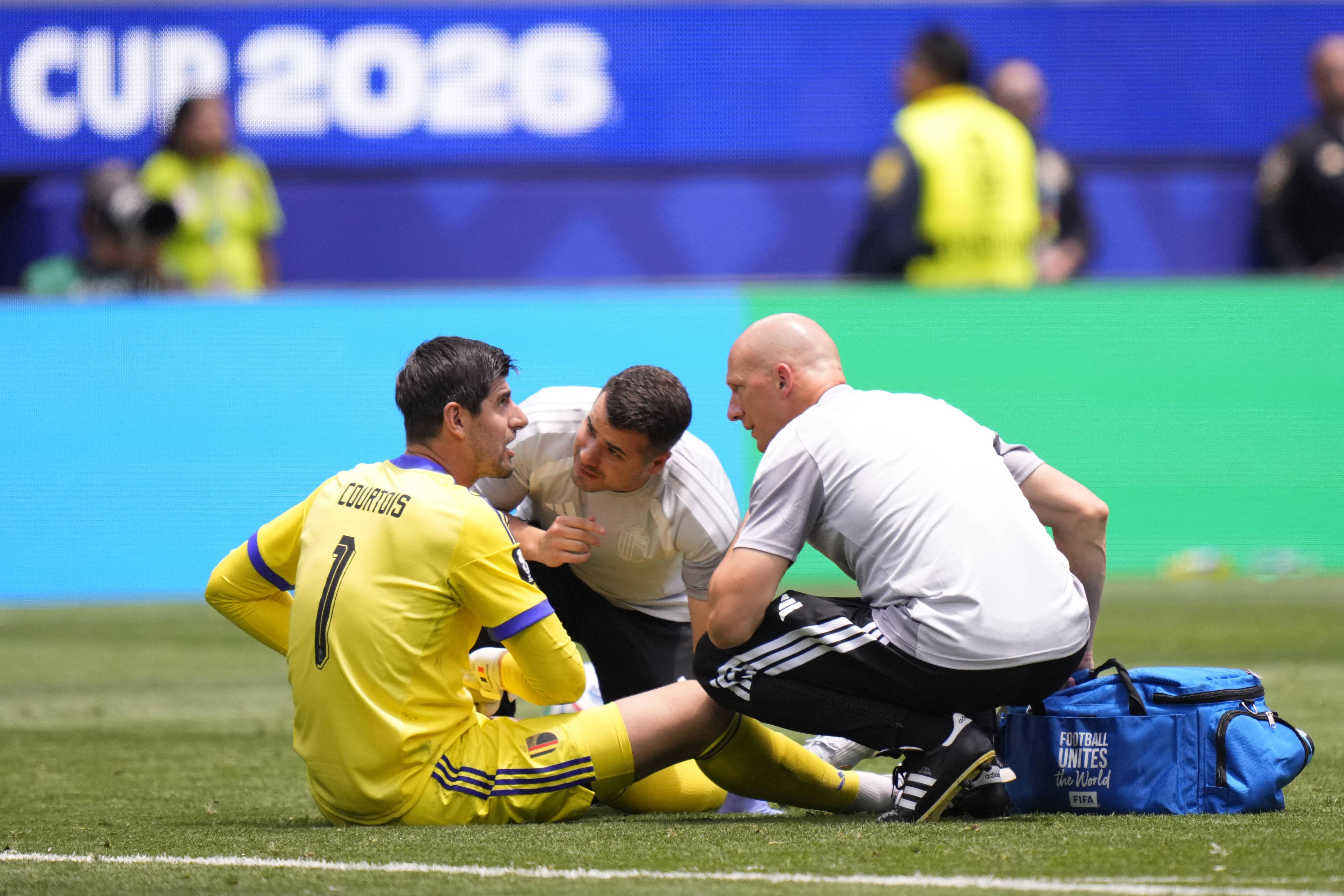 Saída de Courtois por lesão motivou alarmes