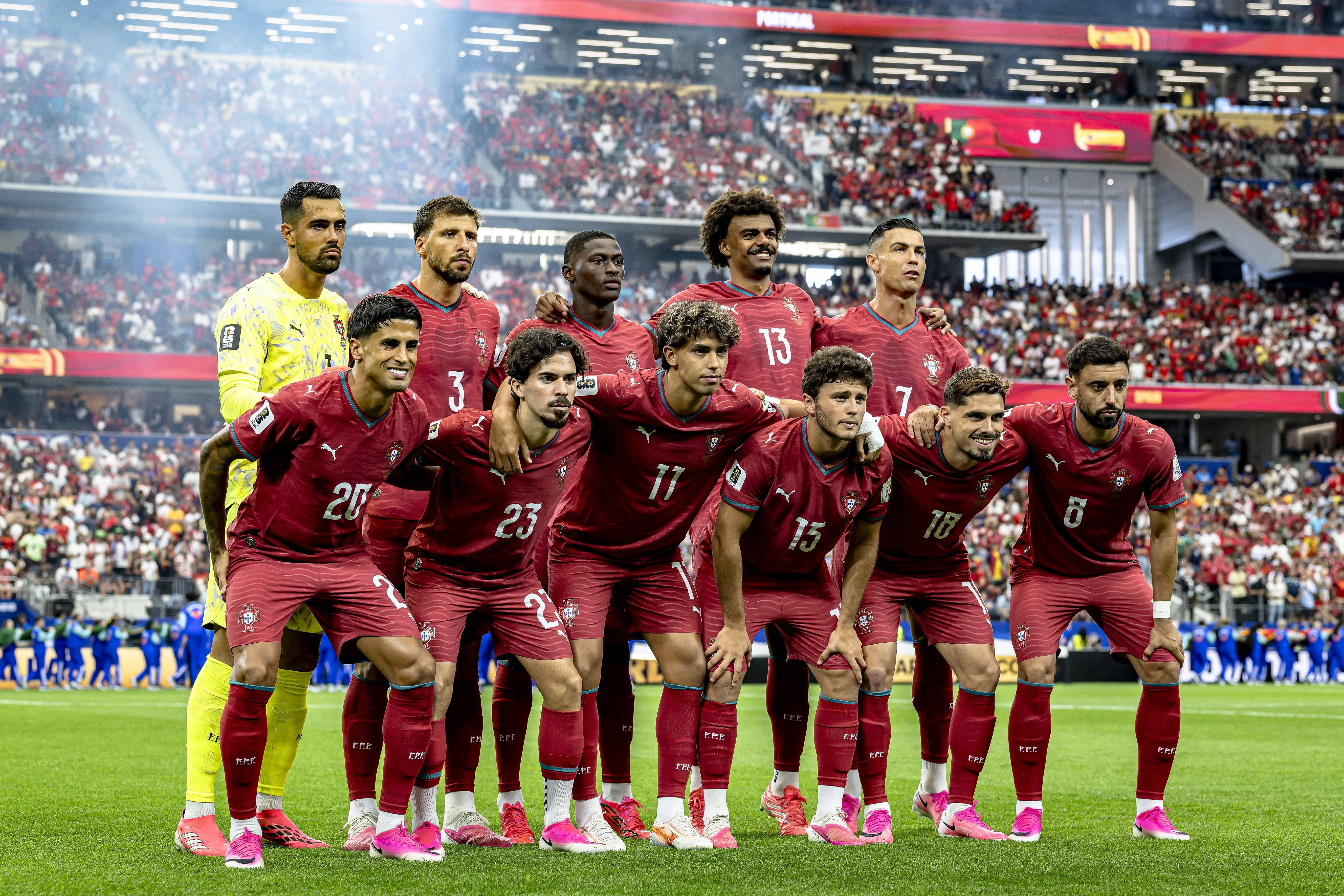 Portugal só convenceu frente a uma das piores seleções do Mundial (Uzbequistão), ganhou à Croácia com muito sofrimento, antes de perder com Espanha nos oitavos. Ainda assim, a FIFA valorizou o facto de só ter sofrido uma derrota  (IMAGO)