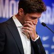 Barcelona: Sergi Roberto diz adeus em lágrimas com Xavi a ver   