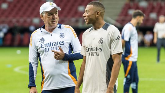 Ancelotti antevê possível estreia de Mbappé: «Aqui não há príncipes nem reis»