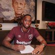 Oficial: Wan-Bissaka deixa Man. United e assina pelo West Ham