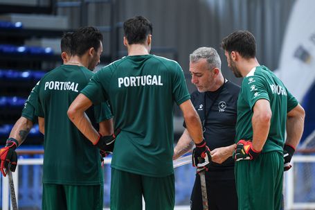 Selecionador responde às críticas do Benfica: «Assumo as responsabilidades»