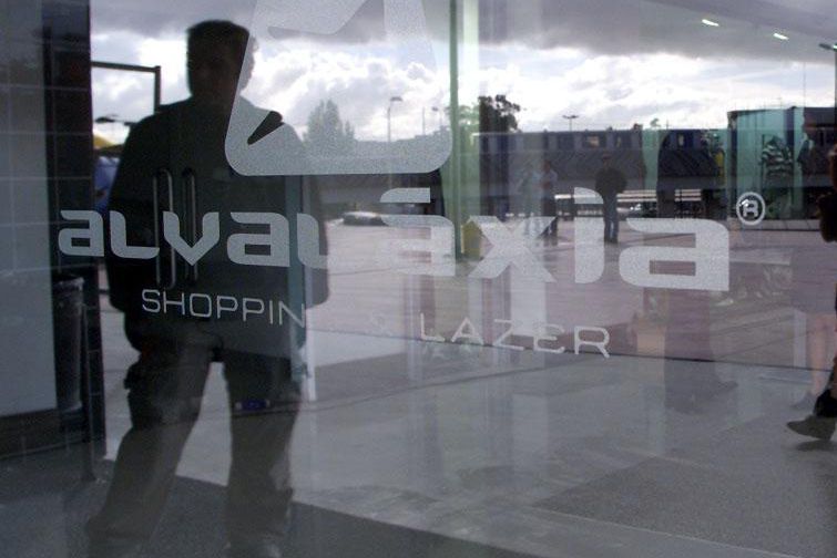 Centro Comercial Alvaláxia vai ser reformulado e vai contemplar, entre outros espaços, o novo museu do clube  Foto: A BOLA