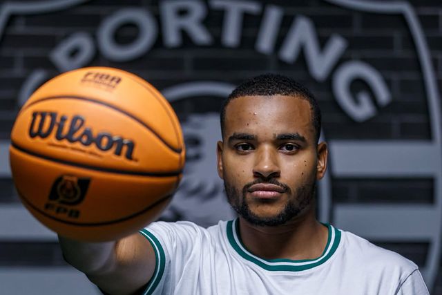 Stephan Swenson assina pelo Sporting até 2026