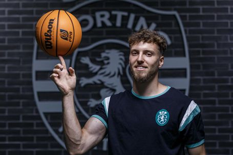 Miguel Correia é reforço do Sporting