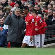 José Mourinho com Marcus Rashford no Manchester United em 2018