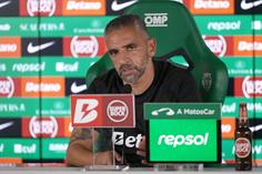 Rui Borges elogia jovem da formação e aborda condição de Maxi Araújo