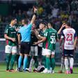 Andreas Pereira deixou o Palmeiras a jogar com 10