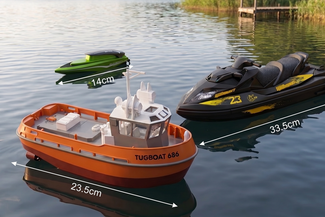 Três barcos de controlo remoto num lago calmo, ilustrando as suas proporções reais.