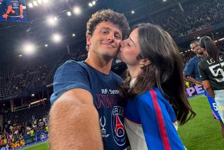 João Neves e Madalena Aragão na Supertaça Europeia de 2026 (Foto: João Neves/Instagram)