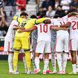 Equipa do Benfica antes de jogar com o Hearts - Foto: Imago