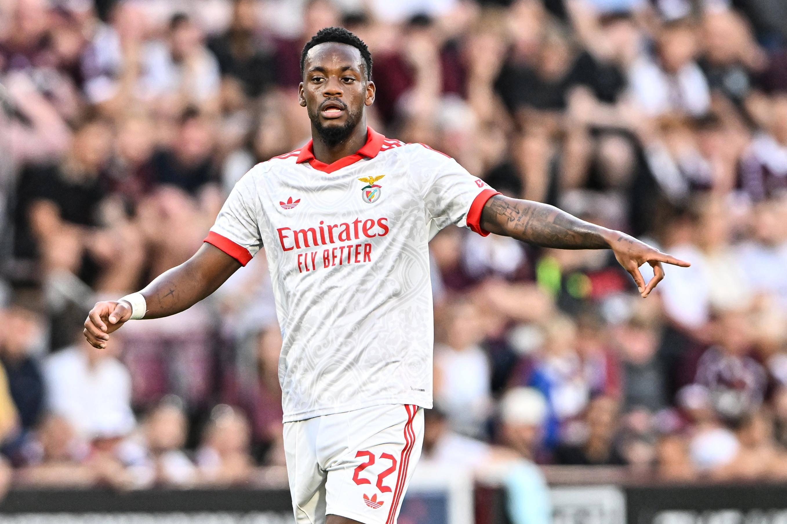 Jhon Durán no Hearts-Benfica - Foto: Imago