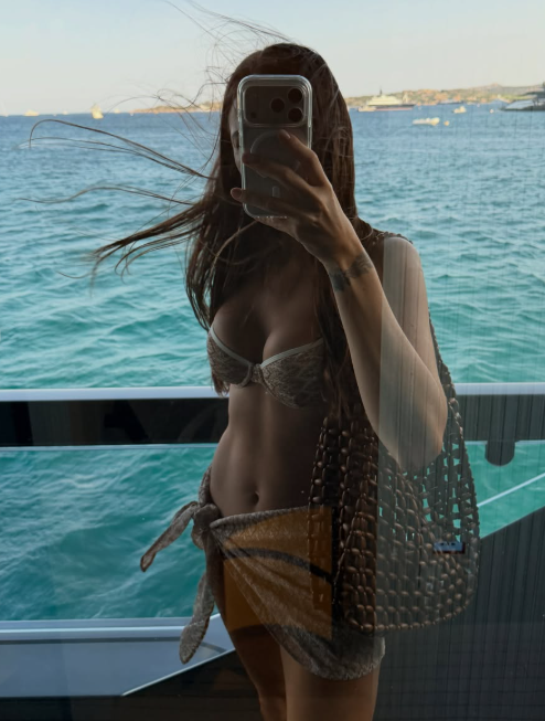Instagram/Kelly Piquet