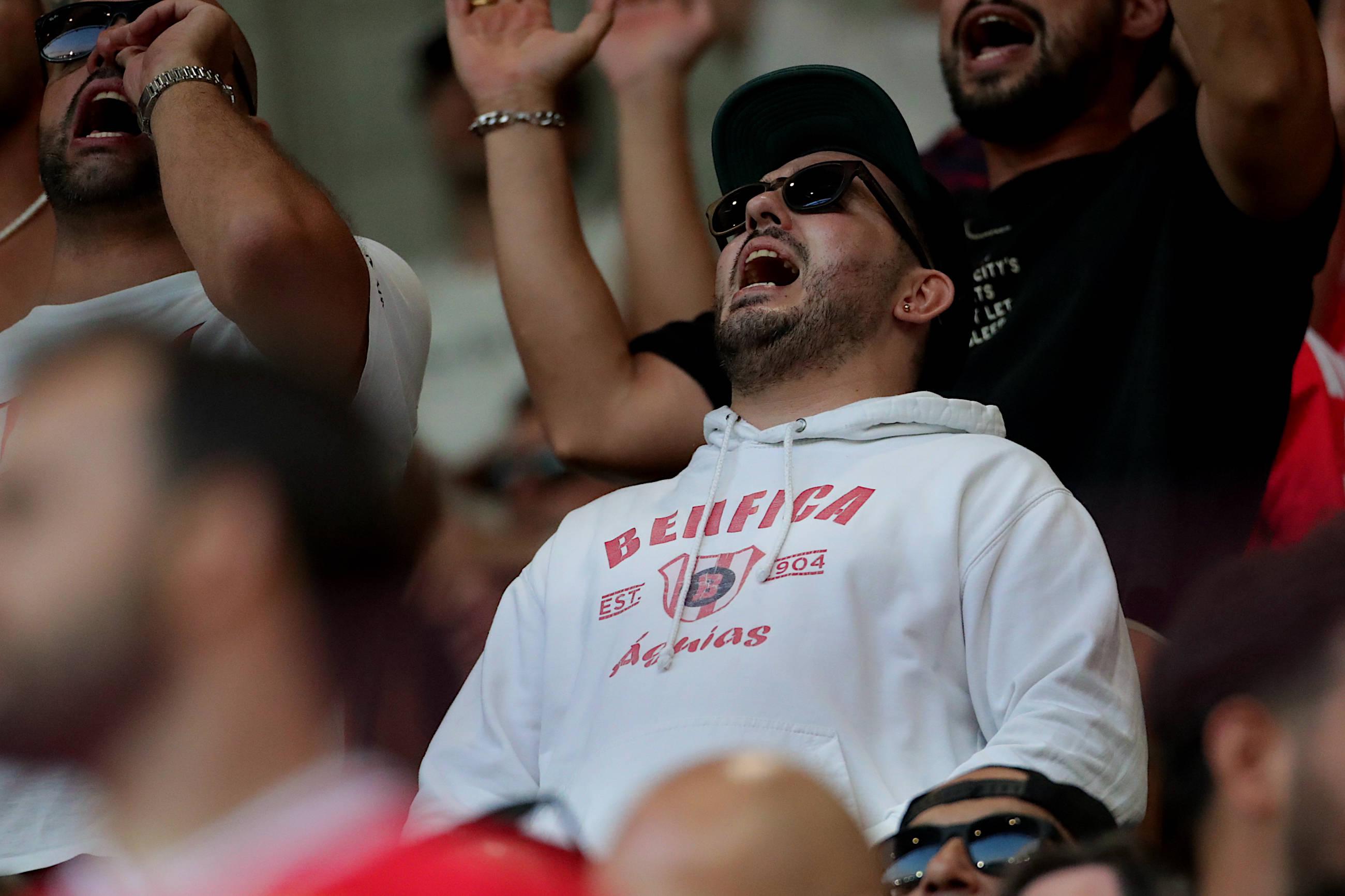Adepto do Benfica no Hearts-Benfica - Foto: Imago