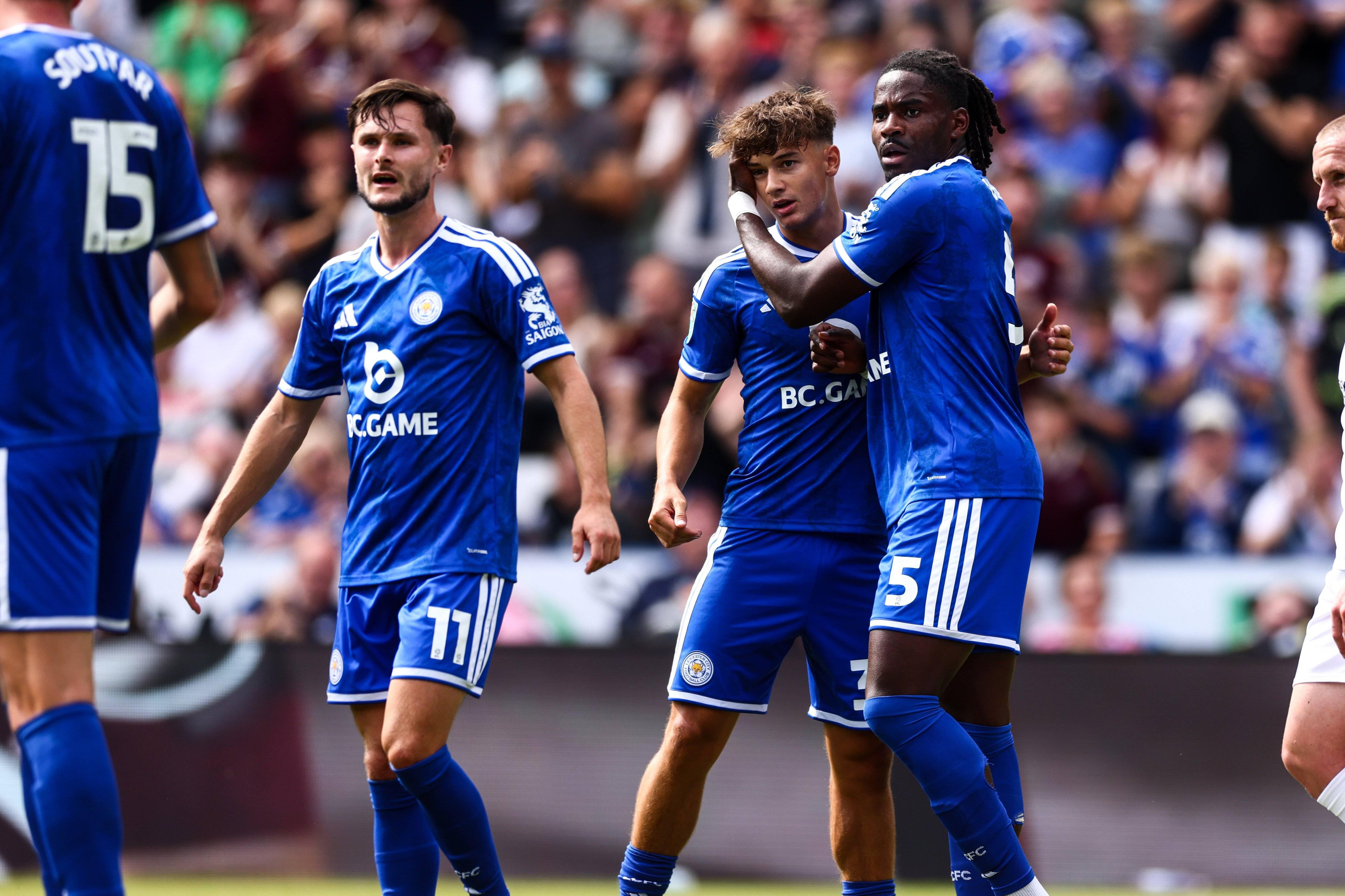 Leicester vai jogar na terceira divisão inglesa, 10 anos depois de vencer a Premier League
