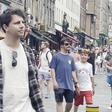 Edimburgo pintada cada vez mais em tons encarnados