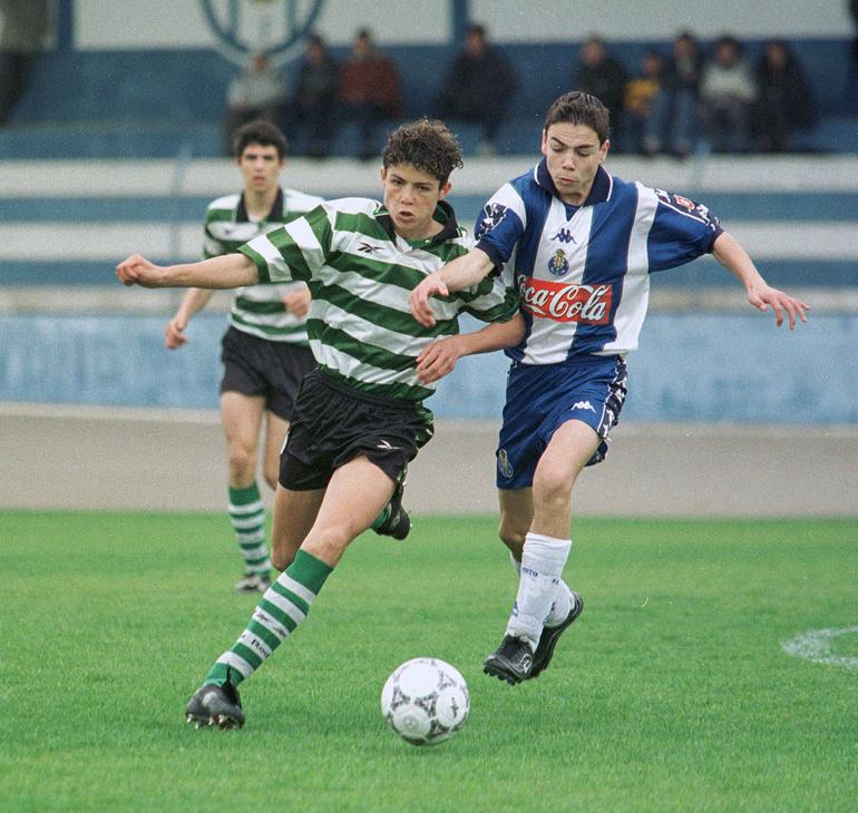 Cristiano Ronaldo nos iniciados do Sporting em 2000 - Foto: ASF/PRESS