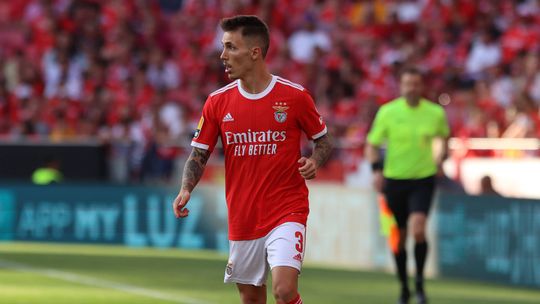 Grimaldo recorda estreia na Champions pelo Benfica