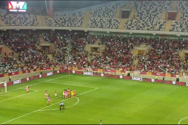 A festa do Benfica após a conquista da Supertaça feminina