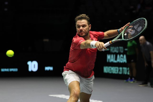 Wawrinka arrasa modelo da Taça Davis e 'bate-boca' com Piqué