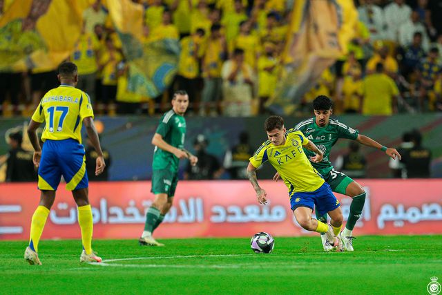 Al Nassr-Al Ahli: autogolo salva ponto a Ronaldo, Otávio e Luís Castro