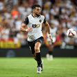 Treinador do Valência confirma suspensão de Rafa Mir