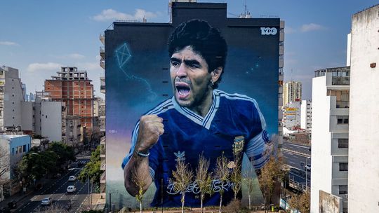 Julgamento pela morte de Maradona volta a ser adiado