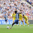 Samu não treme na marca do penálti e coloca o FC Porto na frente (vídeo)