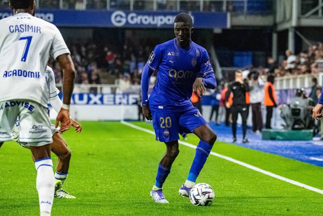 Ligue 1: Mónaco vence e cola-se à dupla da frente