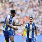 Samu e Borja Sainz festejam golo da vitória do FC Porto sobre o Nacional, na 5.ª jornada da Liga - Foto: Catarina Morais/Kapta+