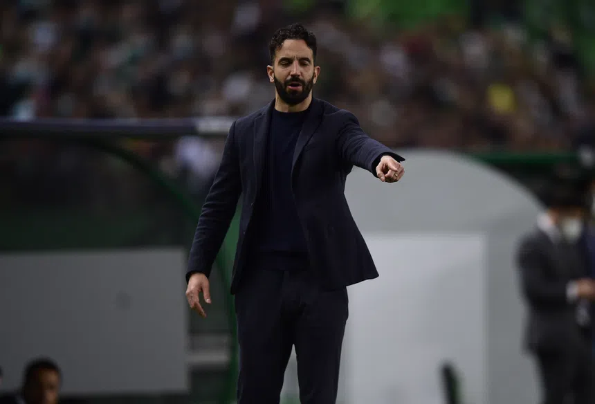 Amorim no United? Neville já TREME!