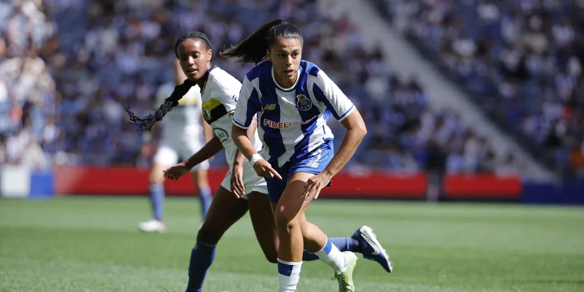 FC Porto esmaga Tirsense com fúria