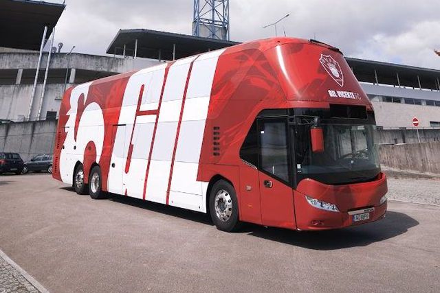 Autocarro do Gil Vicente está com nova imagem