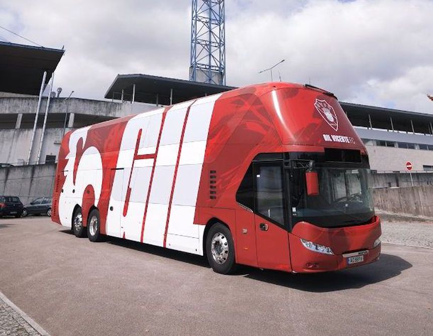 Autocarro do Gil Vicente está com nova imagem