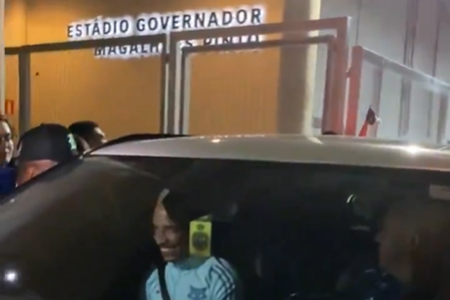 Matheus Pereira foi surpreendido pelos adeptos