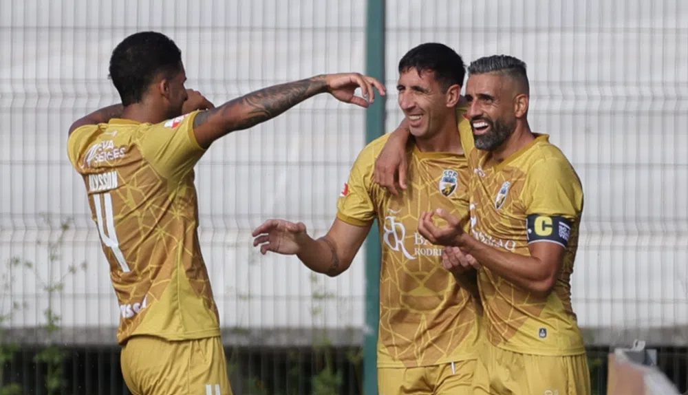 Farense faz xeque-mate, Leixões afogado no drama!