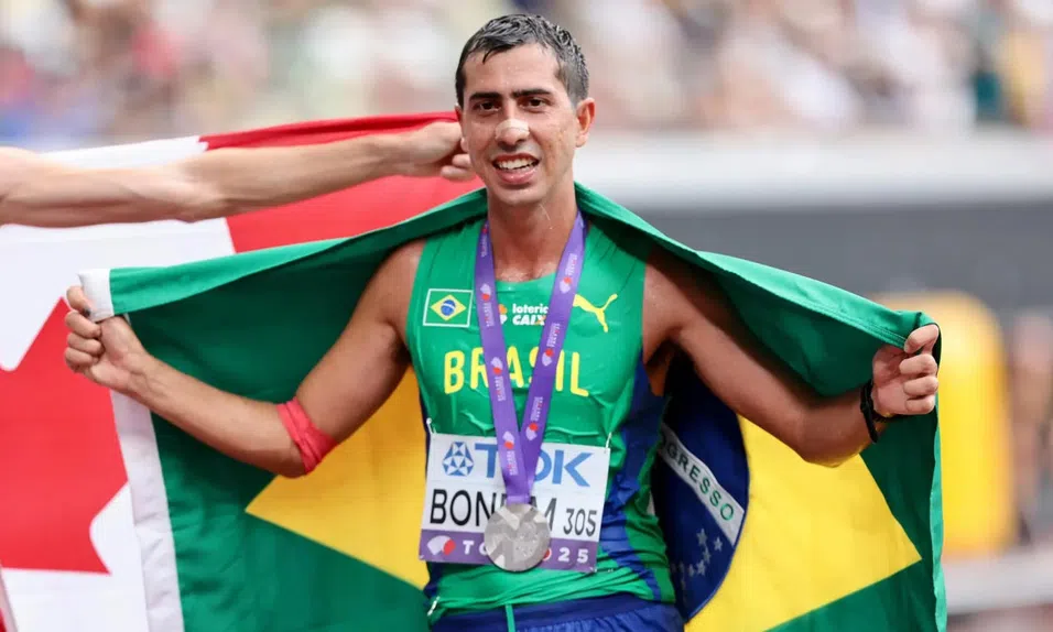 Aliança perdida! Caio campeão... e divorciado?
