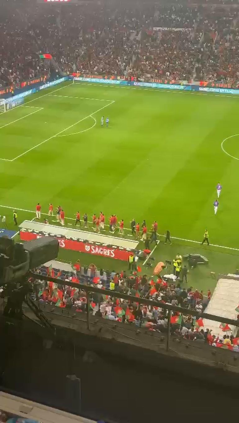 Homenagem aos Lobos no Dragão