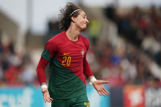 OFICIAL: Fábio Silva emprestado ao Las Palmas