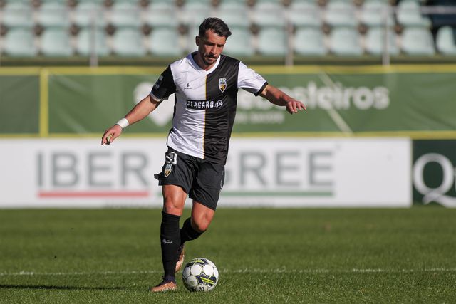 Farense goleou (5-0) o Moncarapachense em jogo treino