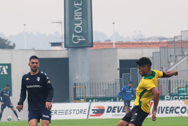 Vizela perde em teste com Paços de Ferreira