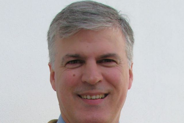 Nélson já esteve no lugar de Fresneda e dá-lhe um conselho