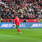 Vídeo: nem os polacos resistiram a celebrar o golo de Ronaldo