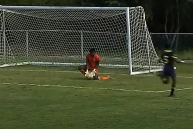 Guarda-redes estreia-se na seleção principal aos 14 anos